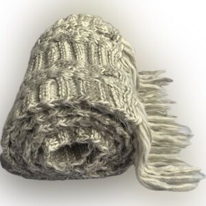 GAP | 92" LONG super soft knit crochet scarf Gray & white with fringe unisex